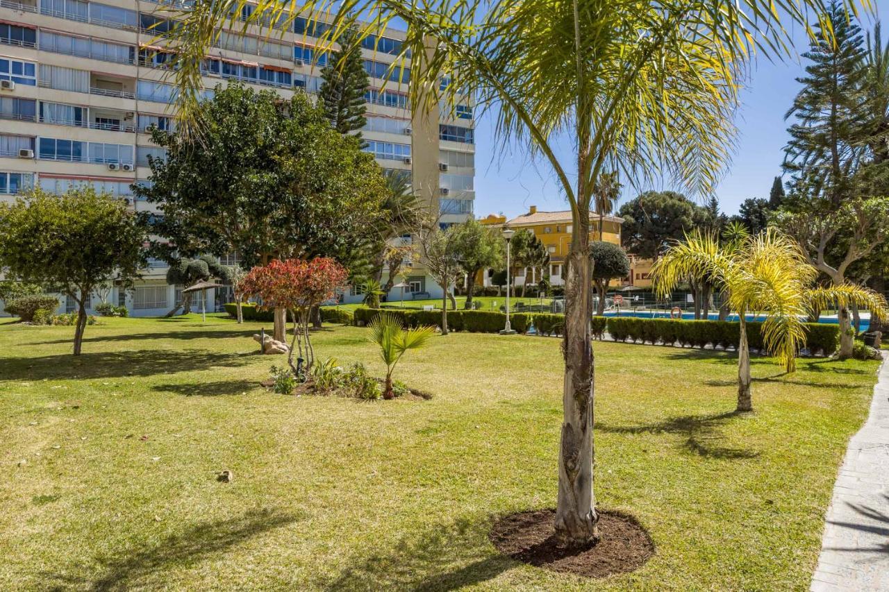 Apartamento Acogedor, Terraza, Piscina Y Mar Benalmádena Εξωτερικό φωτογραφία