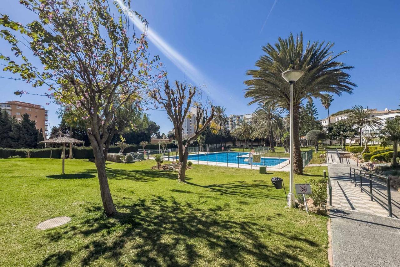 Apartamento Acogedor, Terraza, Piscina Y Mar Benalmádena Εξωτερικό φωτογραφία